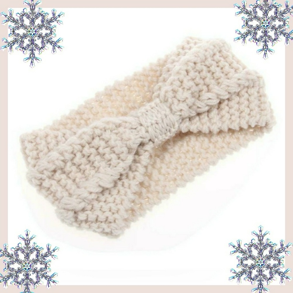 Trending! Crochet bow tie stylishly hair band! 🌛 - Picture 2 of 5